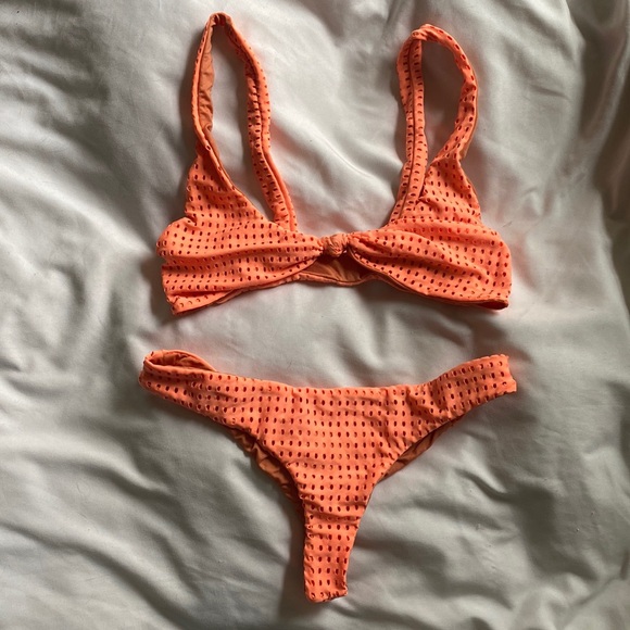 Acacia set - Picture 1 of 7